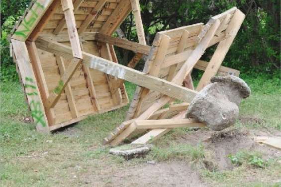 Une table à la renverse