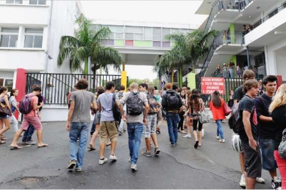 Une peine pédagogique pour l'étudiante de Lapérouse