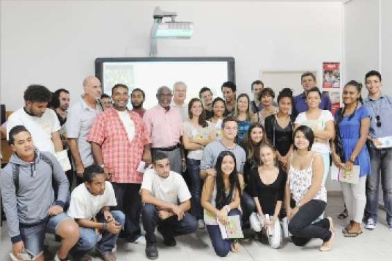 Vingt jeunes lycéens partent au Parlement européen