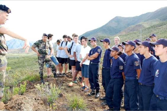Les élèves vont au camp