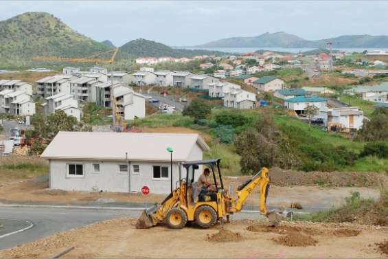 Ça taxe fort à Brigitte