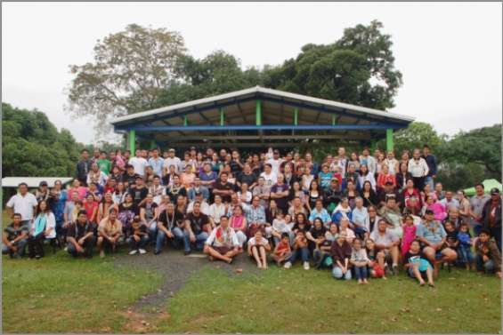 La famille Vegi de nouveau réunie