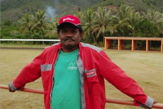 « On est toujours debout ! »