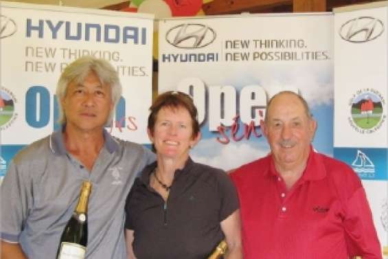 Les seniors frappent fort