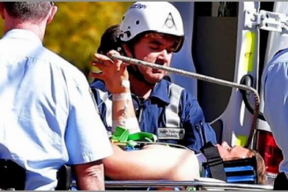 Une barre dans le crâne