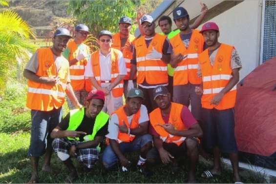 Grand nettoyage à Téné