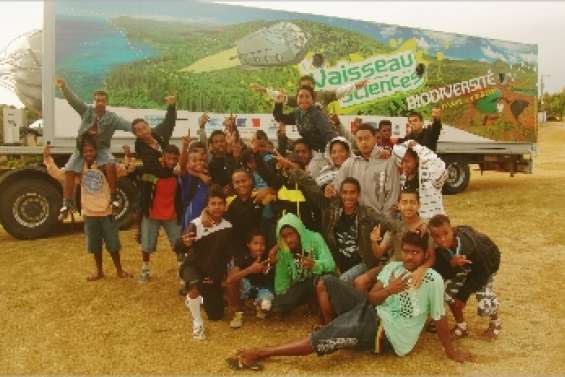 Vers la science et au-delà