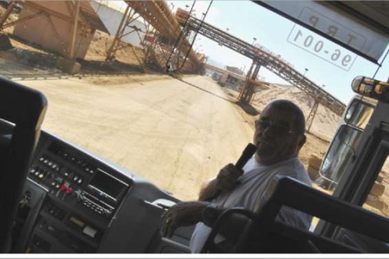 La vieille dame se dévoile