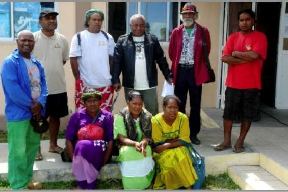 Seize personnes prêtes pour Koumac