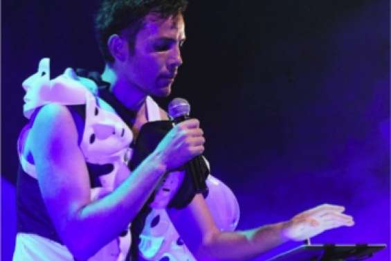 Sacha dans un écrin de lumière