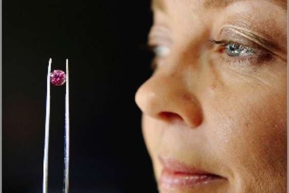 Le prix des diamants roses s'envole