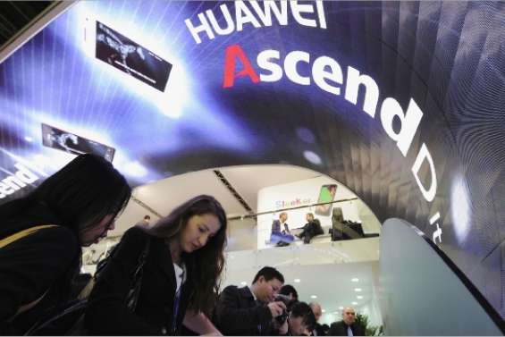 Huawei reste interdit