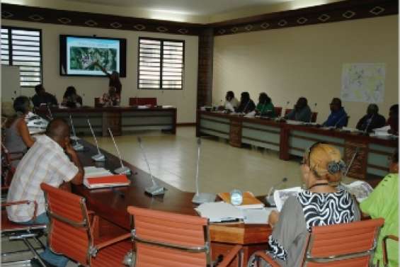 Le budget 2013 arrêté à 2,7 milliards