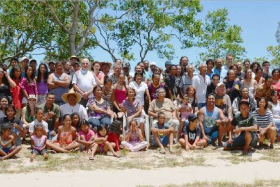 Entre cousins à Poé