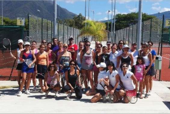 Les femmes montent au filet