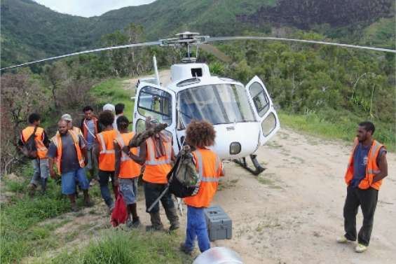 Un hélico contre les cerfs