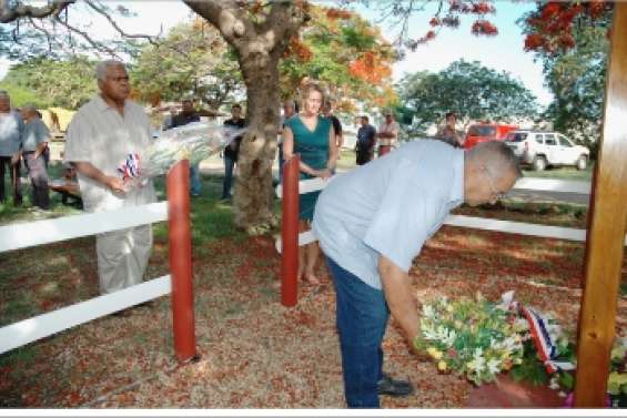 Hommage en toute unité