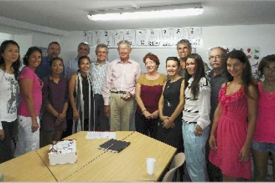 La Croix-Rouge reçoit Pierre Frogier