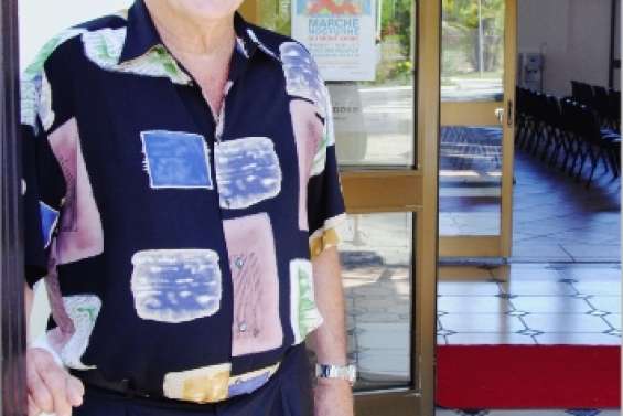 L'adjoint sur la ligne de départ