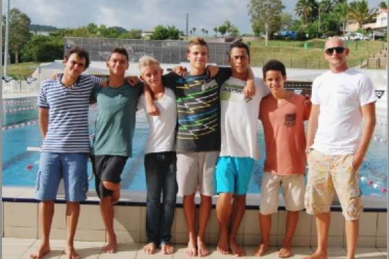 Les petits frères de Lara Grangeon ?