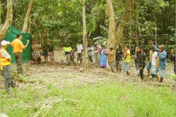 Unis contre les cerfs et les cochons