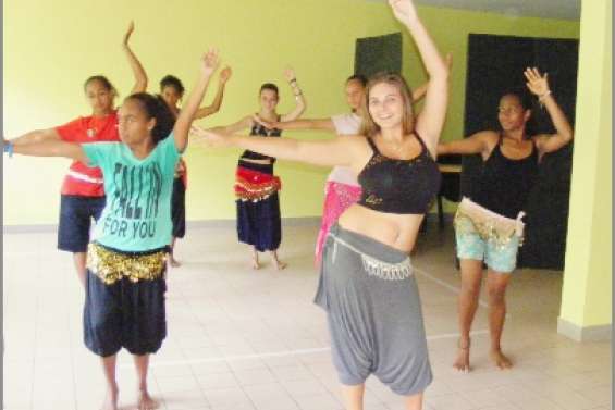 Elles font danser  le lycée