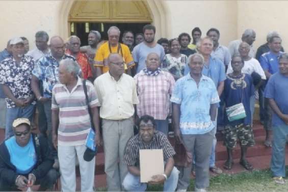 La charte du peuple kanak signée