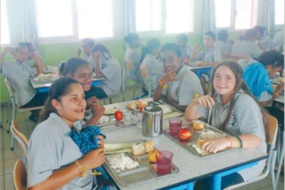 Des collégiens solidaires