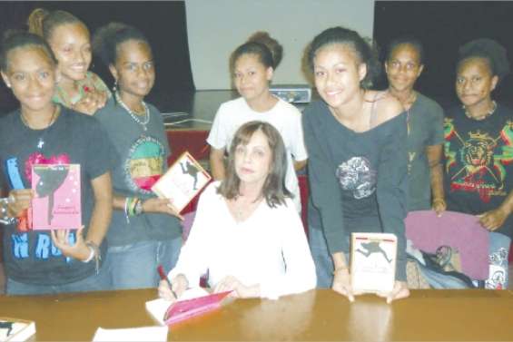 La violence n'est pas un roman