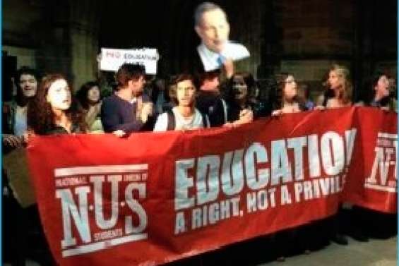 Etudiants-police : la tension monte