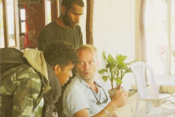 Les observateurs du large