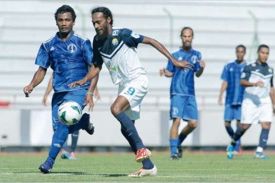 Hienghène vise la lucarne