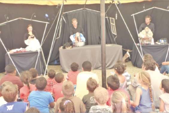 Y en a sous le chapiteau