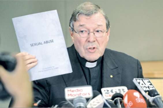 Il minimise le rôle de l'Eglise