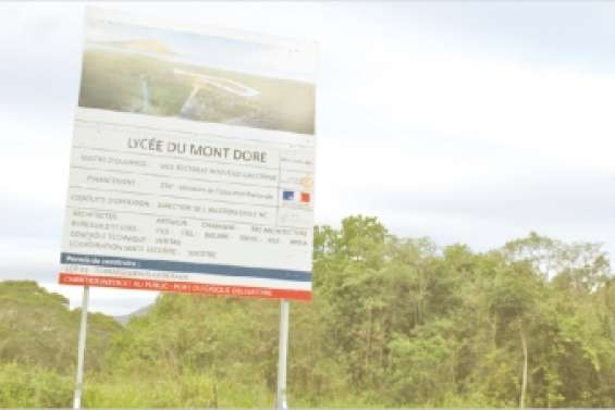 Un an de retard pour le lycée