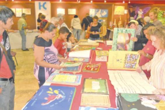 Une galaxie de bouquins