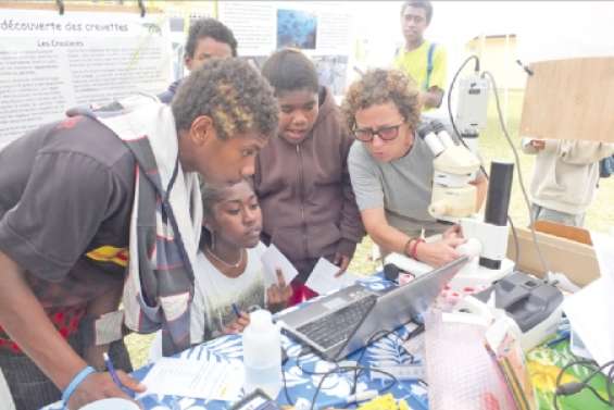 Le lycée des Iles en ébullition