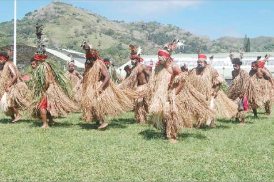 Tiéti vibre au rythme des danseurs