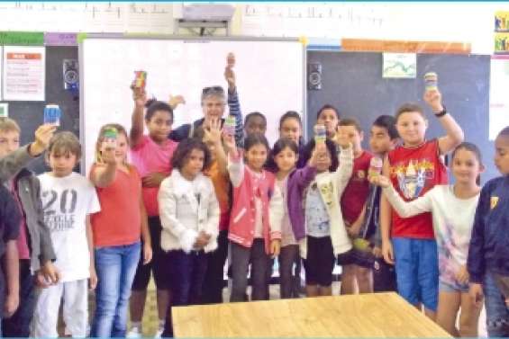 Les petits bracelets de la solidarité