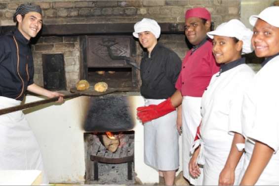 Le vieux village renaît