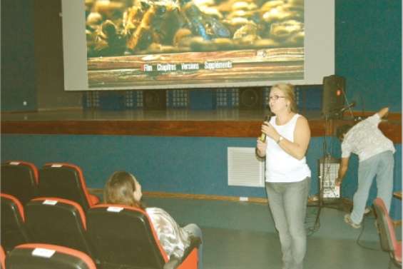Le cinéma ouvre le débat