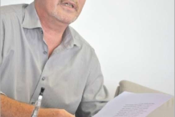 La province porte plainte