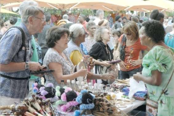 Le Vanuatu sur la place des Cocotiers