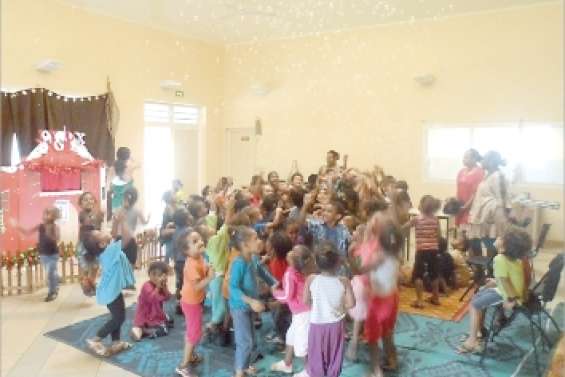 Des bulles et des marionnettes