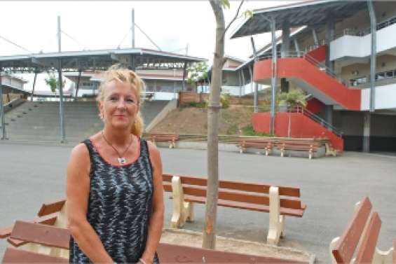 La principale d'Ondémia  sur le départ