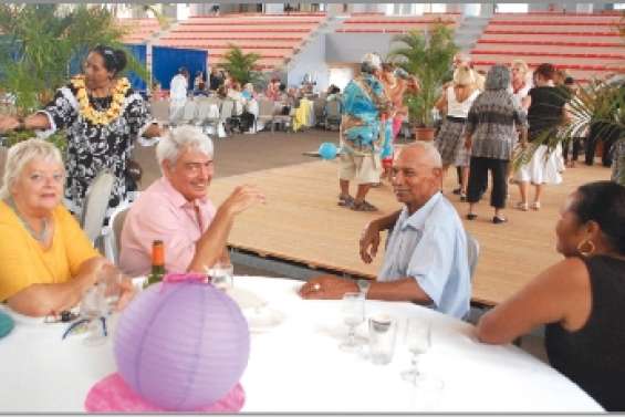 Les anciens  dans l'Arène