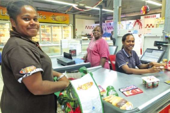 Un pied dans la vie salariée