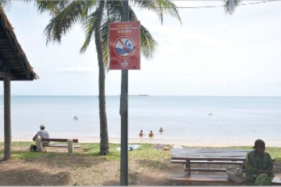 Fausse interdiction de baignade  au niveau des farés