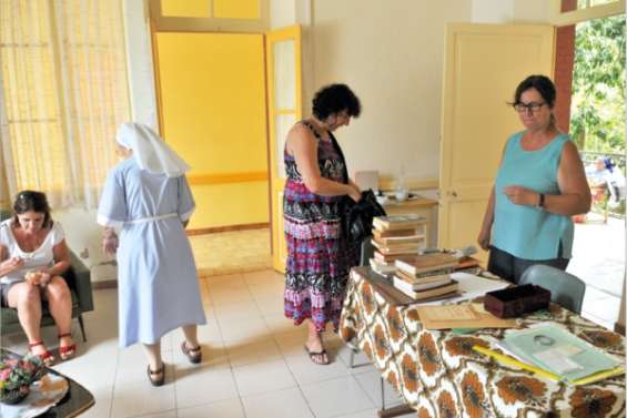 Une braderie en forme d'adieu