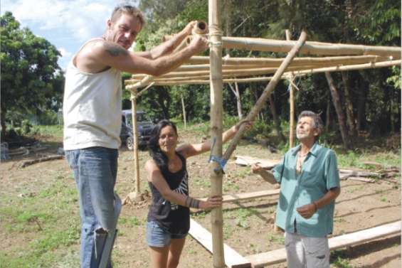 Un nakamal route du Carigou